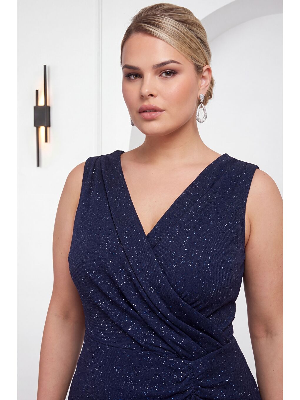 Kadın Lacivert Kruvaze Yaka Simli Büyük Beden Midi Abiye Elbise-2