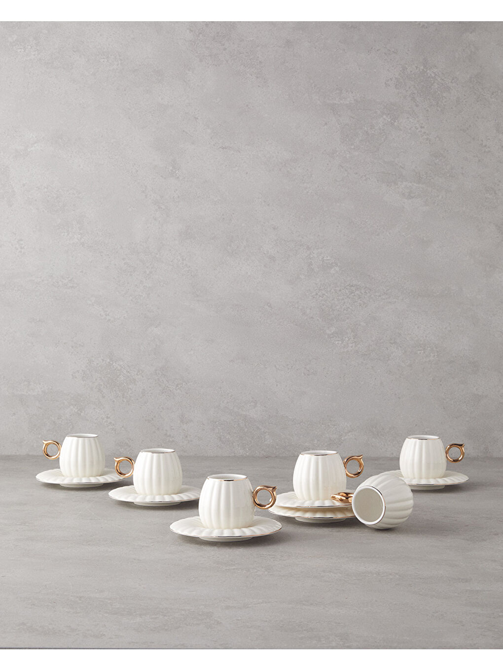 Polka New Bone China 12 Parça 6 Kişilik Kahve Fincan Takımı Beyaz
