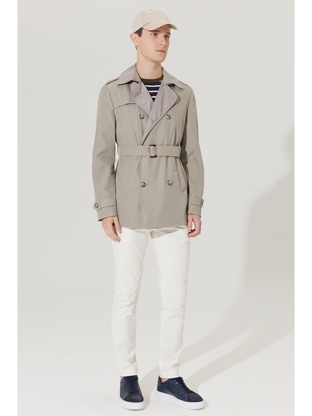 Erkek Bej Standart Fit Normal Kesim Bebe Yaka Beli Kemerli Trençkot-6