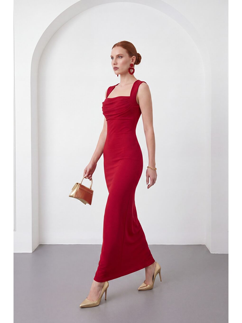 Kadın Bordo Kare Yaka Kolsuz Krep Davet Elbisesi