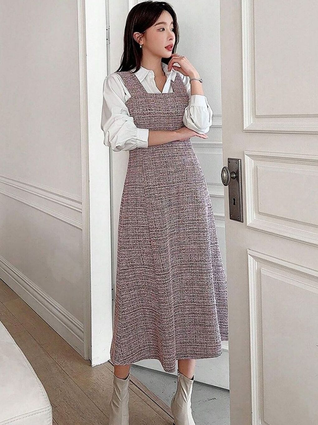 Kahverengi Ekose Desen Tüvit Kumaş Askılı Elbise