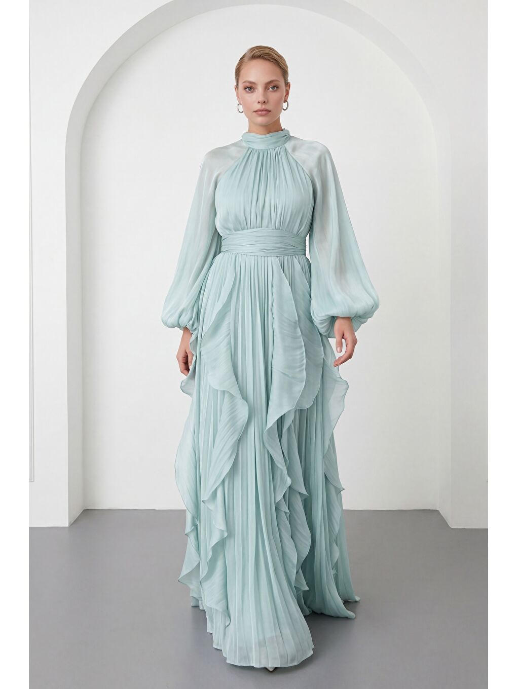 Kadın Mint Yeşili Hakim Yaka Volanlı Uzun Kol Davet Elbisesi-2