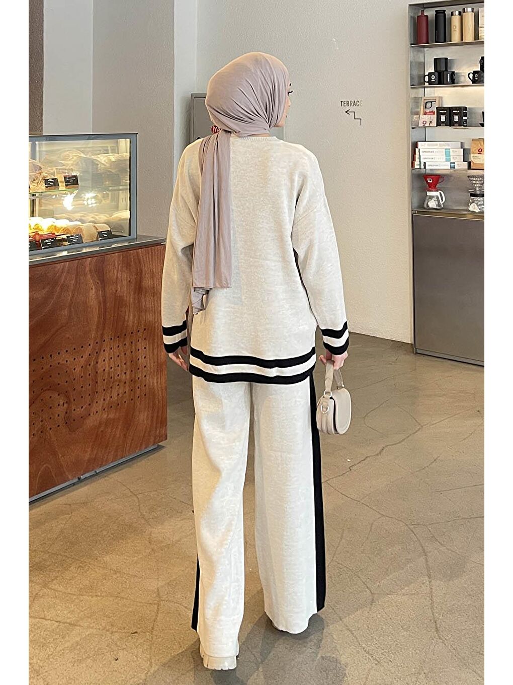Ekru Çizgili Pantolon Triko Tesettür Takım Krem-3