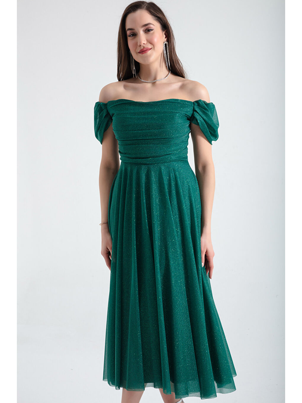 Kadın Zümrüt Yeşili Kayık Yaka Drapeli Midi Kloş Abiye Elbise-2