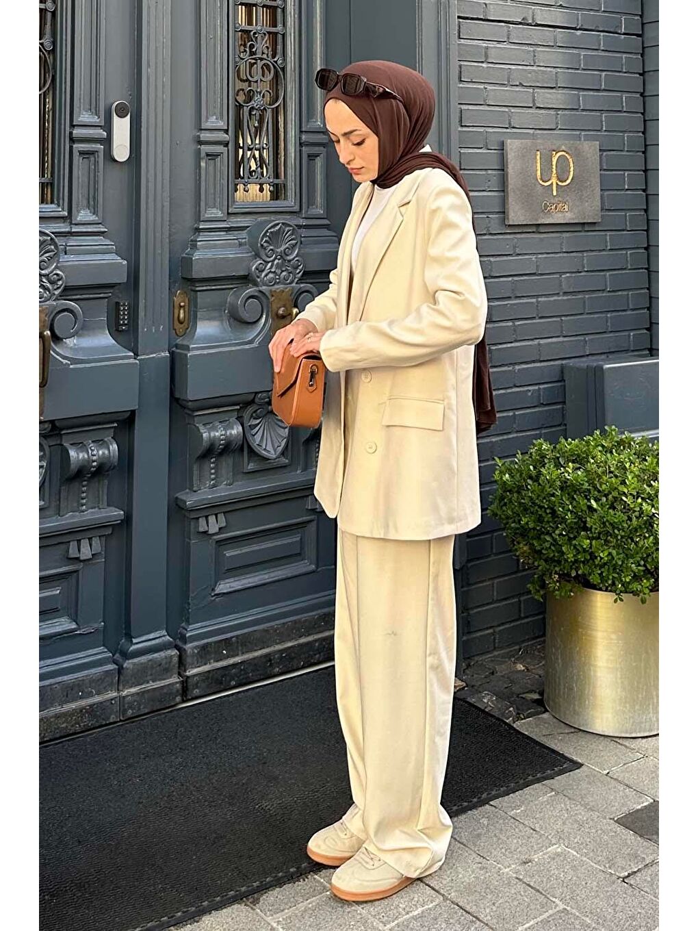 Ekru Çizgili Ceket Tesettür Takım Krem-1