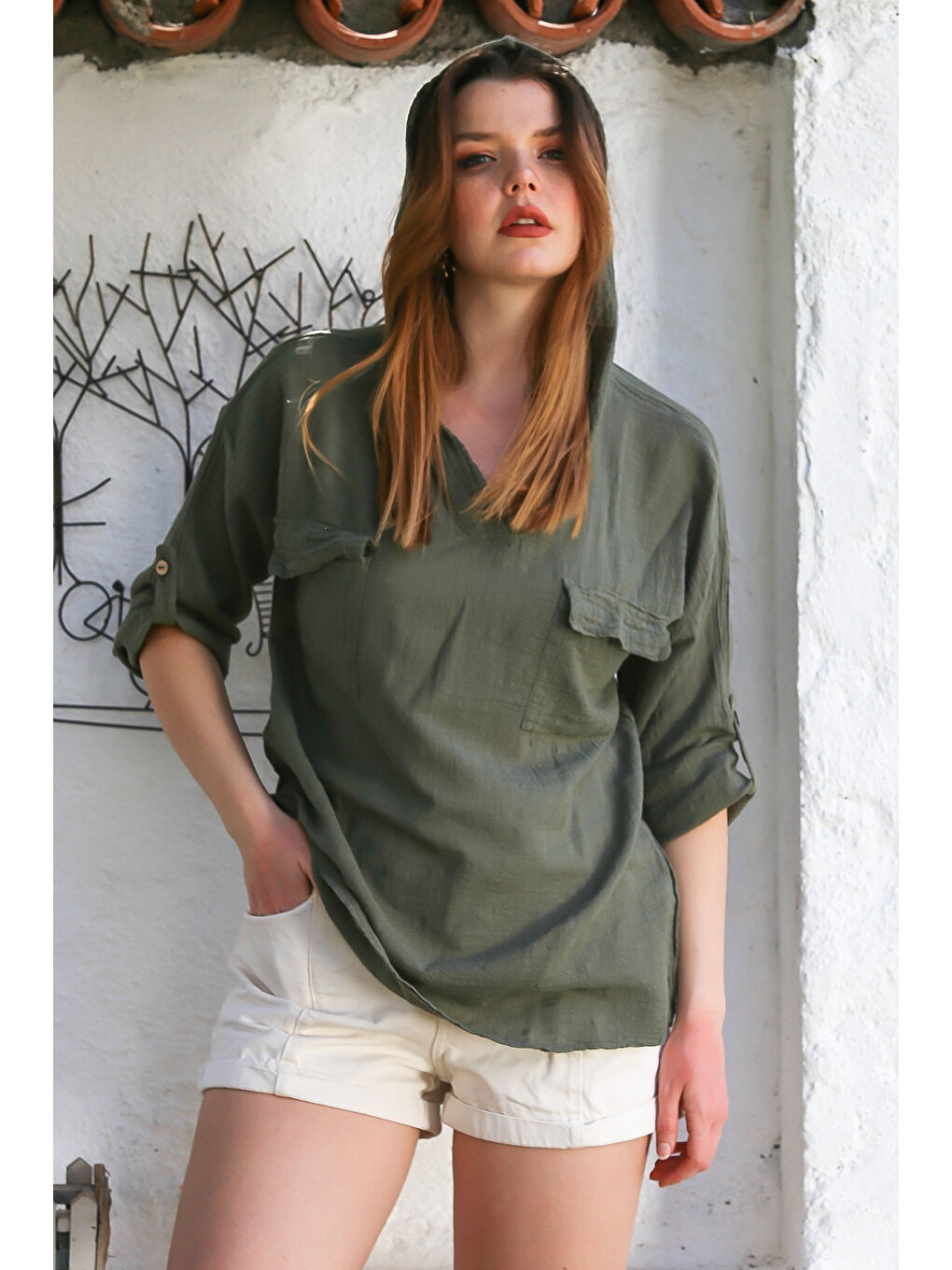 Haki Kapüşonlu Düğmeli Uzun Kollu Çift Kapaklı Cepli Yıkamalı Casual Dokuma Bluz 72 62