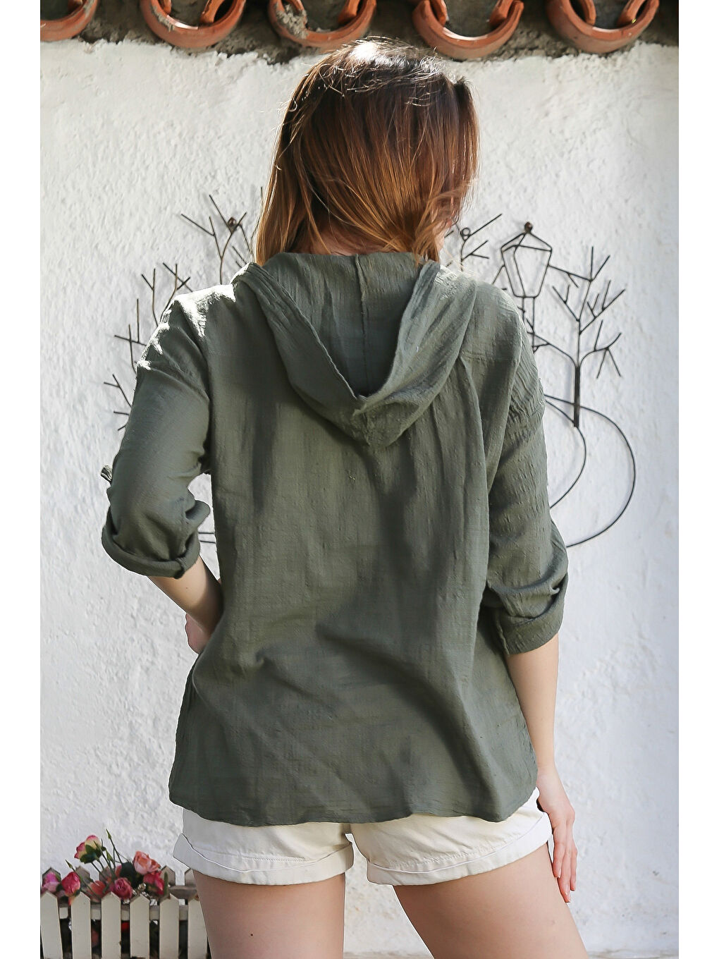 Haki Kapüşonlu Düğmeli Uzun Kollu Çift Kapaklı Cepli Yıkamalı Casual Dokuma Bluz 72 62-7