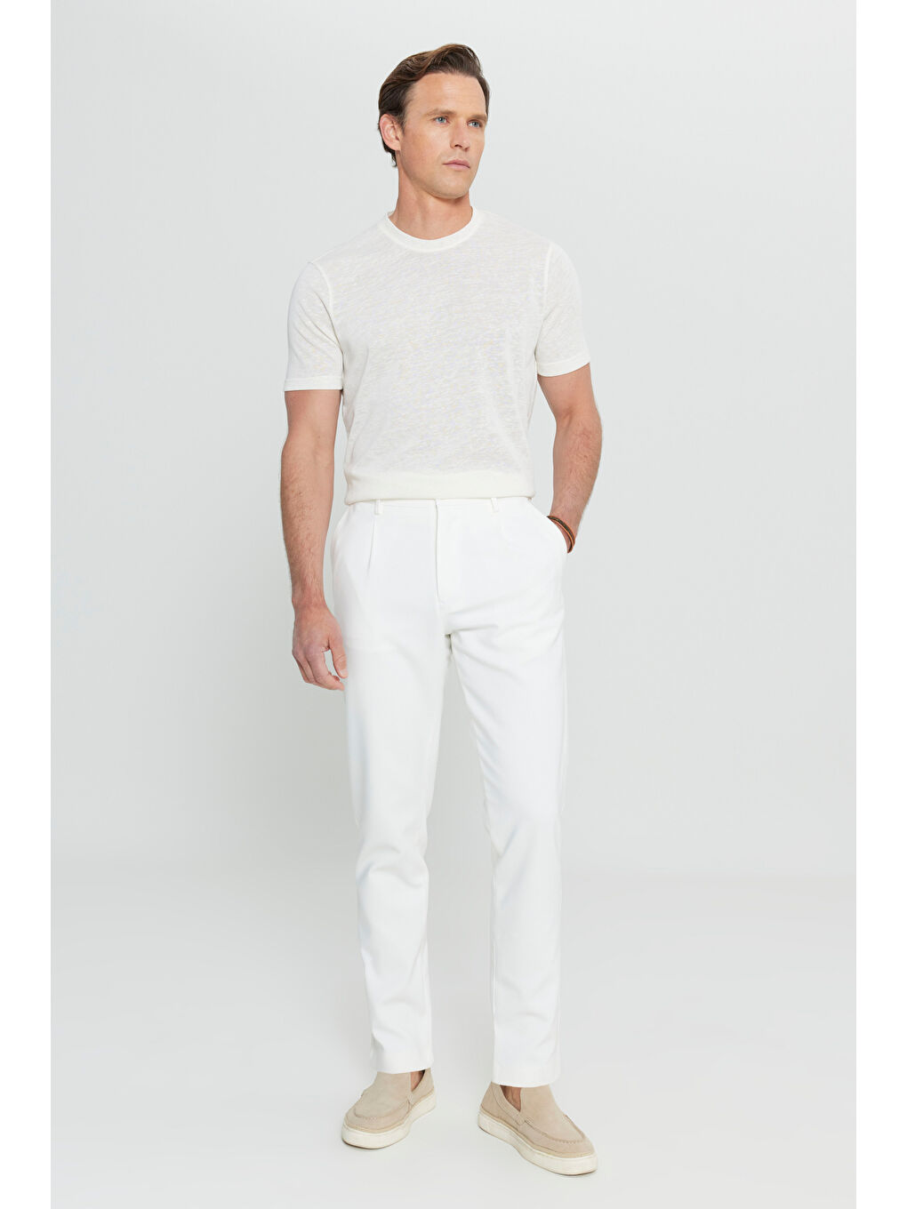 Erkek Ekru Pamuklu Slim Fit Dar Kesim Bisiklet Yaka Tişört-1