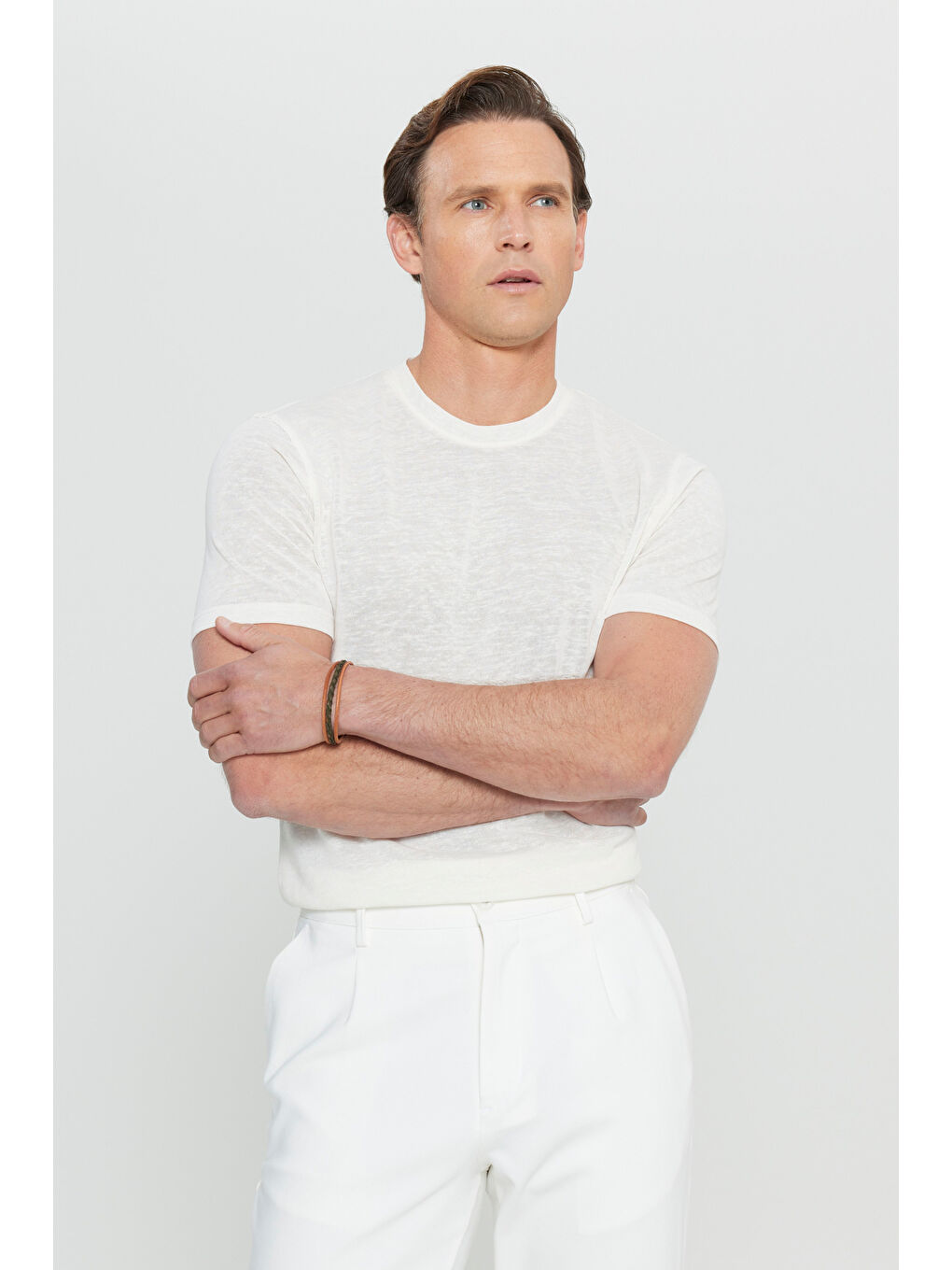 Erkek Ekru Pamuklu Slim Fit Dar Kesim Bisiklet Yaka Tişört-2