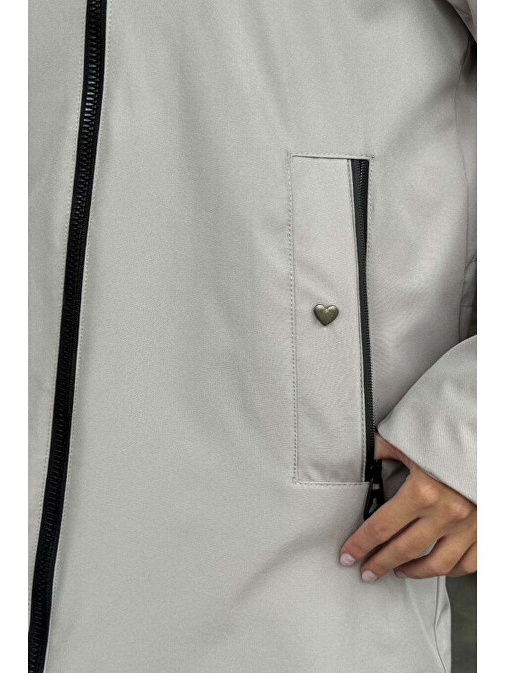 Gri Çift Cepli Kapüşonlu Mont-4
