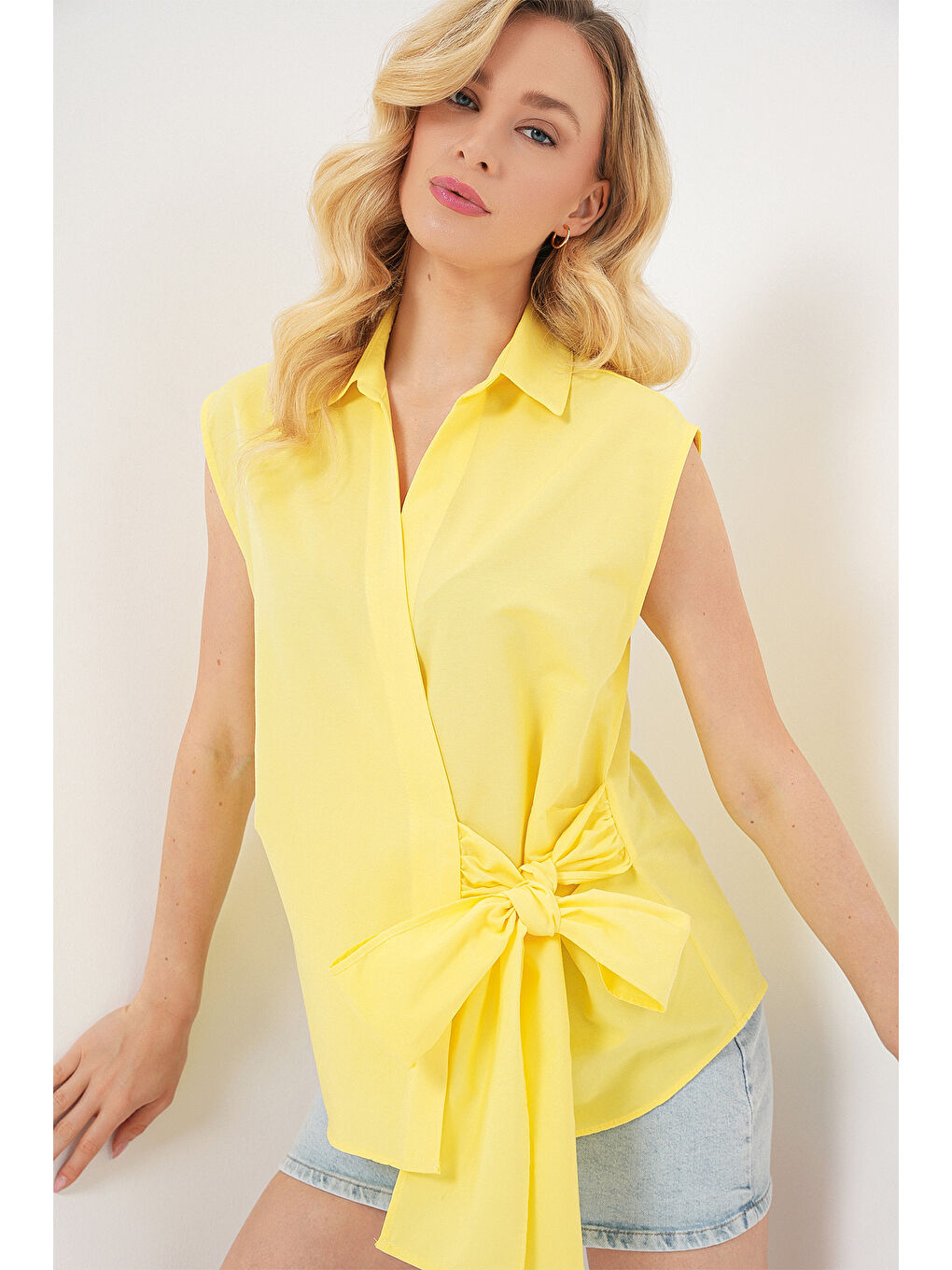 Kadın Sıfır Kol Anvelop Gömlek 20343 - Sarı-3