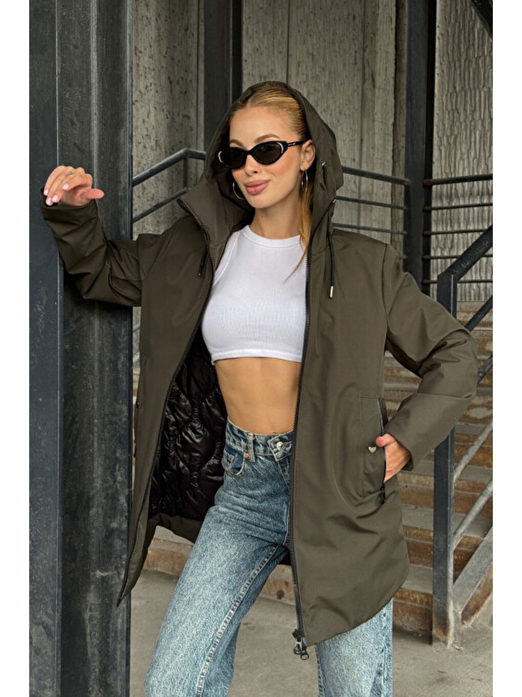 Kahverengi Çift Cepli Kapüşonlu Mont-1