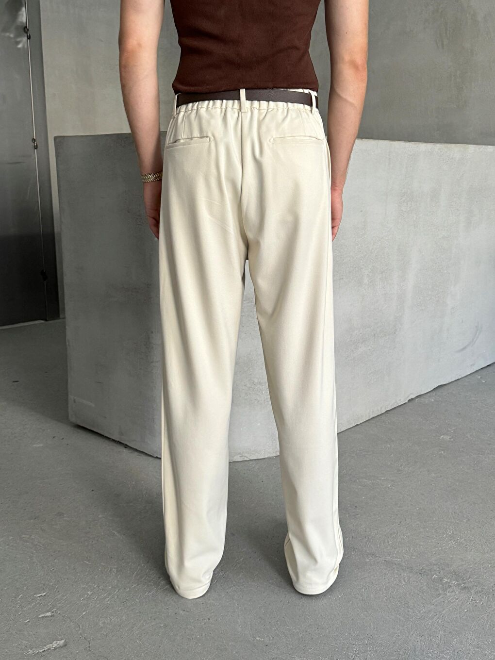 Ekru Erkek Pileli Baggy Kalıp Kumaş Pantolon-4