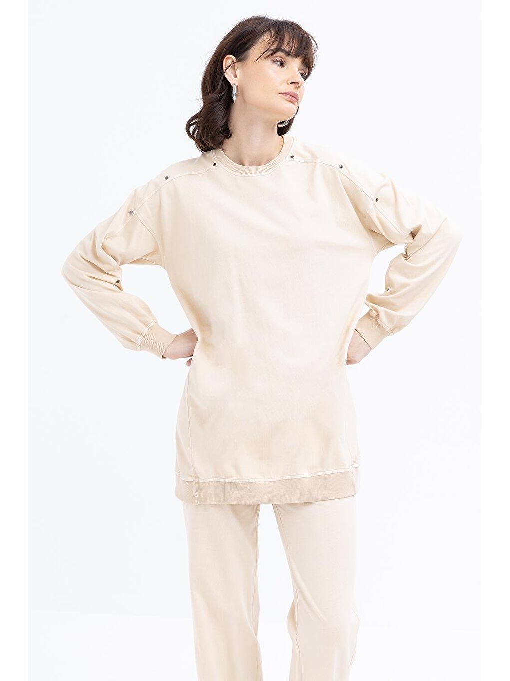 Bej-Ribanalı Pantolonlu Takım