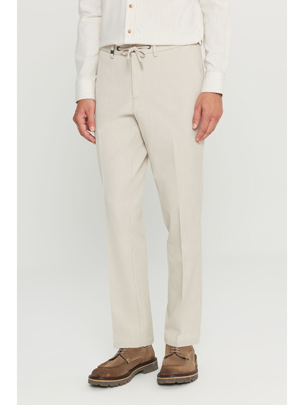 Erkek Bej Slim Fit Dar Kesim Beli Bağlamalı Yan Cepli Casual Esnek Pantolon