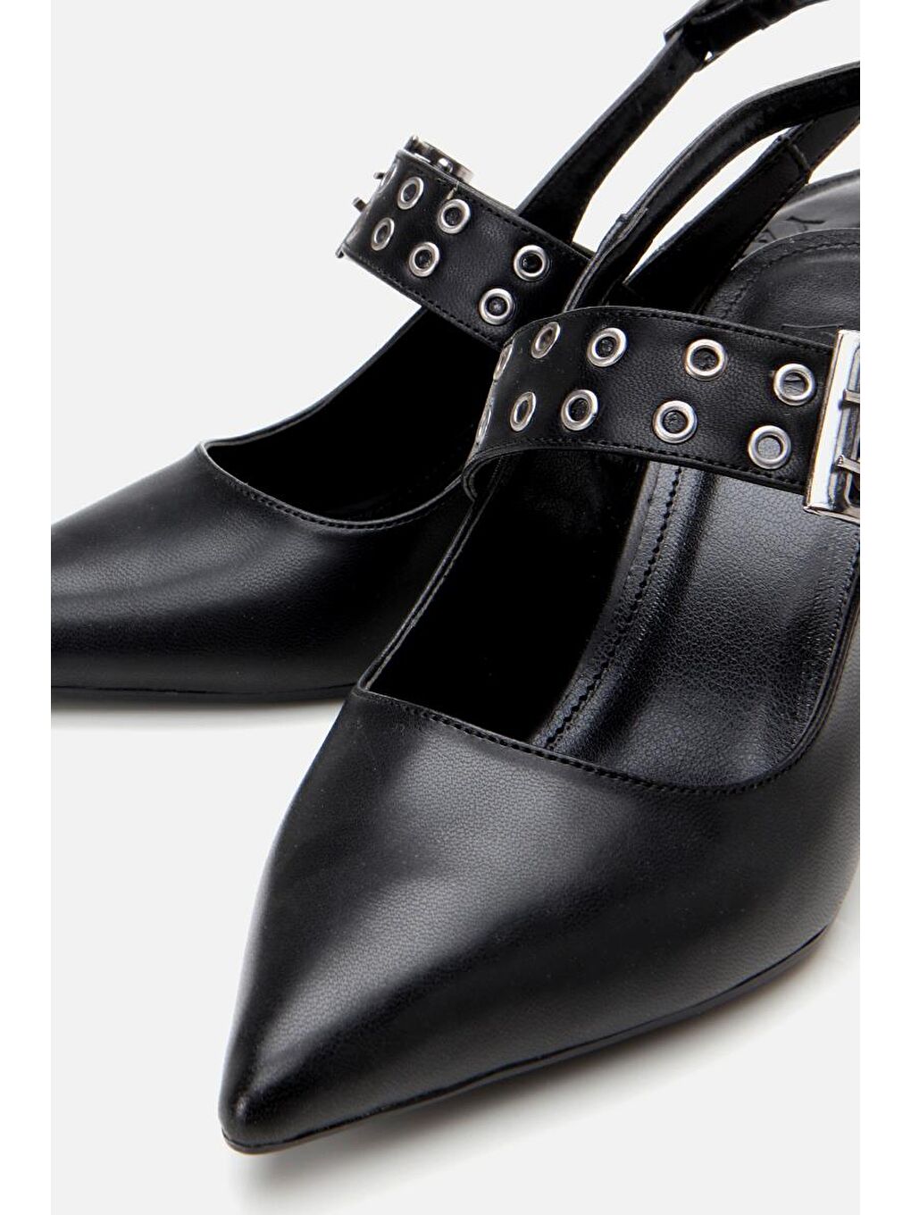 Kadın Siyah Kemerli Stiletto-4