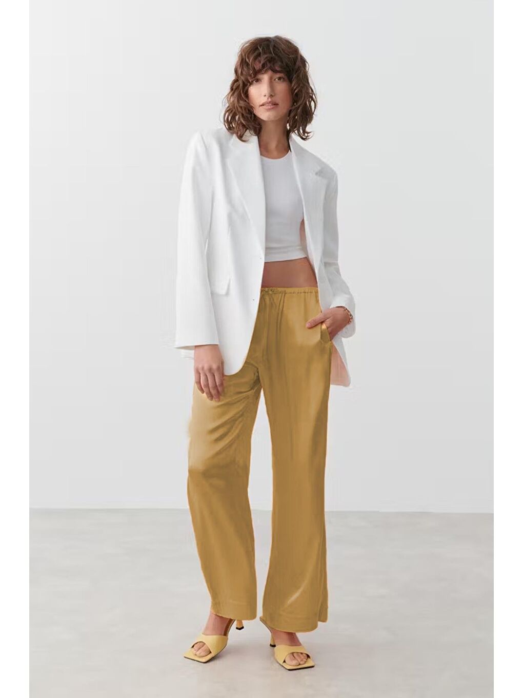 Bej Beli Büzgülü Saten Bol Paça Kadın Pantolon Mg2019-1