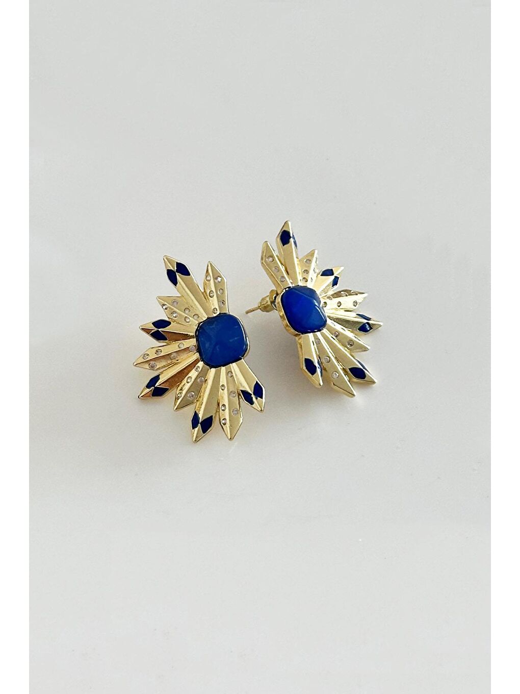 Lacivert Gold Detaylı Yarım Mızrak Küpe-1