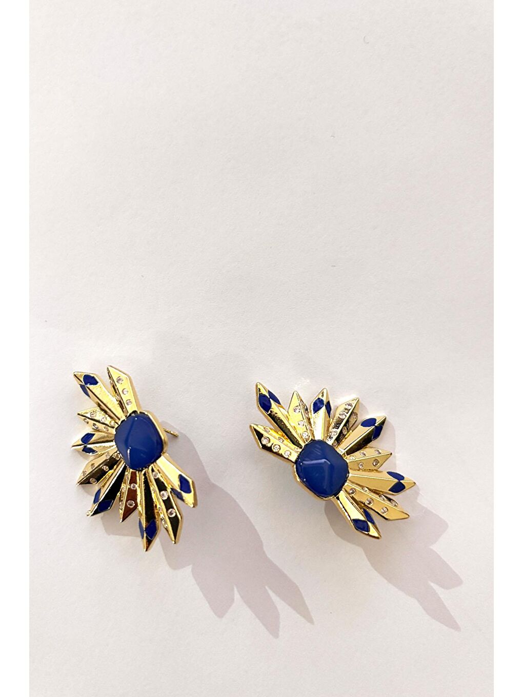 Lacivert Gold Detaylı Yarım Mızrak Küpe-3