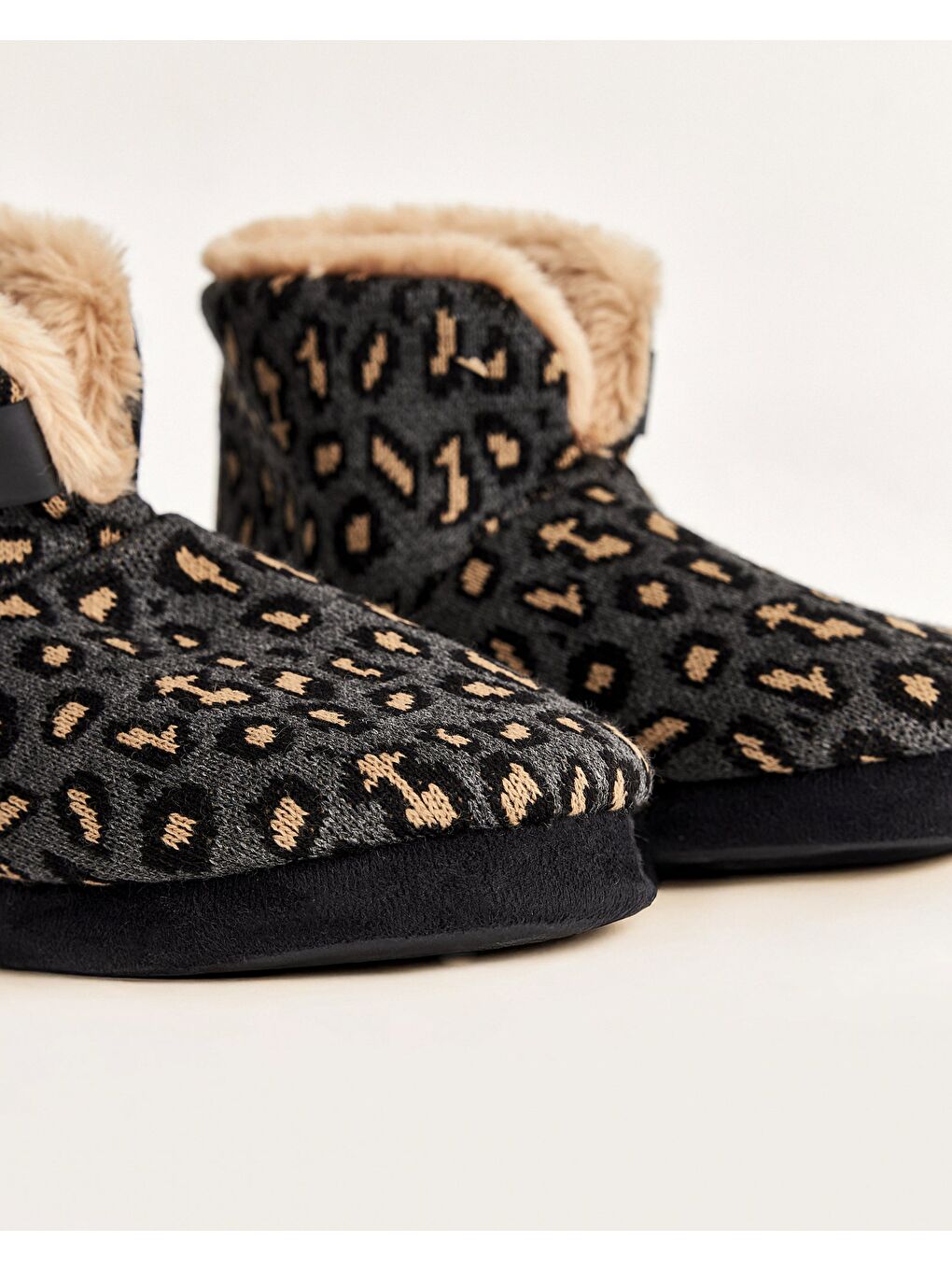 Kadın Leopar Desenli Kürklü Panduf – Sophia - Antrasit-1