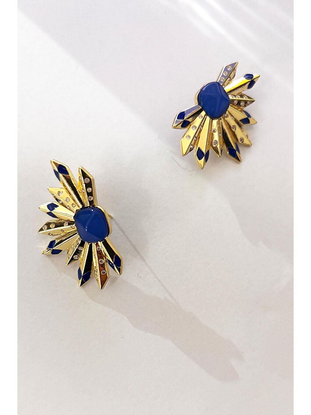 Lacivert Gold Detaylı Yarım Mızrak Küpe-5