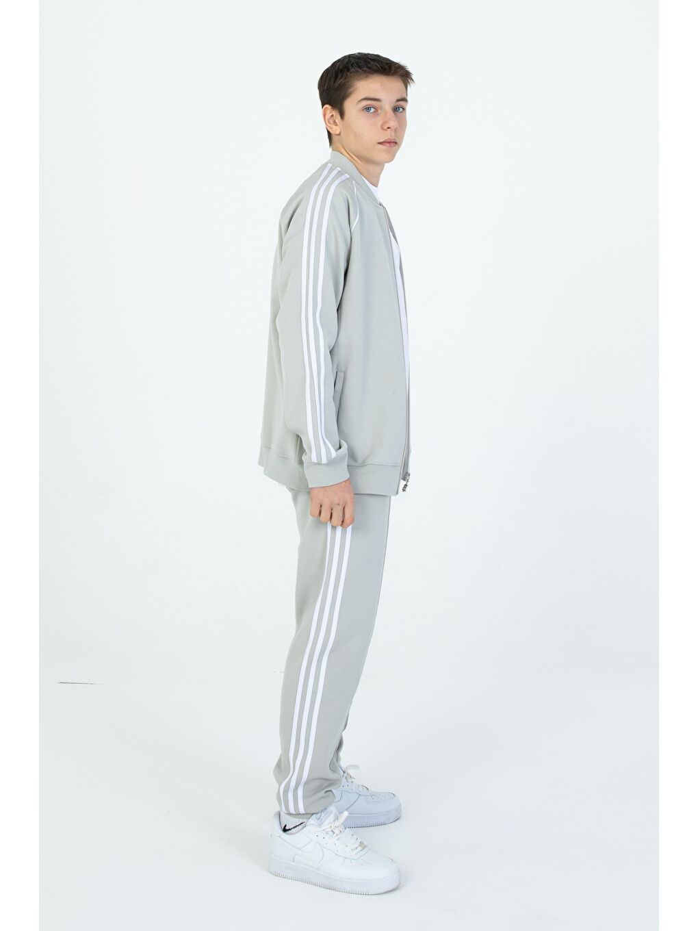 Gri Kol Şerit Detaylı Fermuarlı Çift Cepli 3'lü Eşofman Takım-1