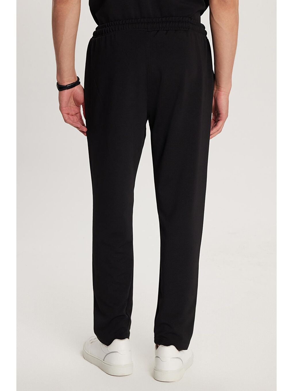 Erkek Standart Fit Pamuklu Jakarlı Fermuarlı Polo Yaka Beli Bağcıklı Siyah Eşofman Takımı-5