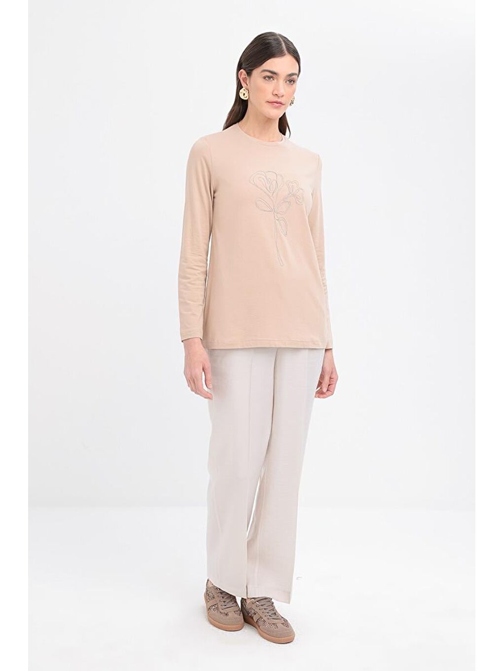 Bej Zincir Nakışlı Uzun Kollu Elastanlı T Shirt-1