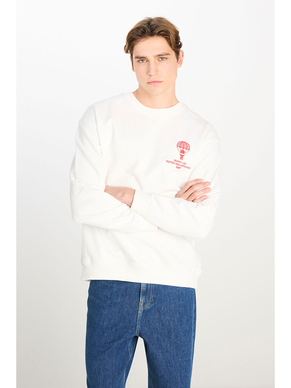 Loose Fit Rahat Kesim Bisiklet Yaka Beyaz Sweatshirt