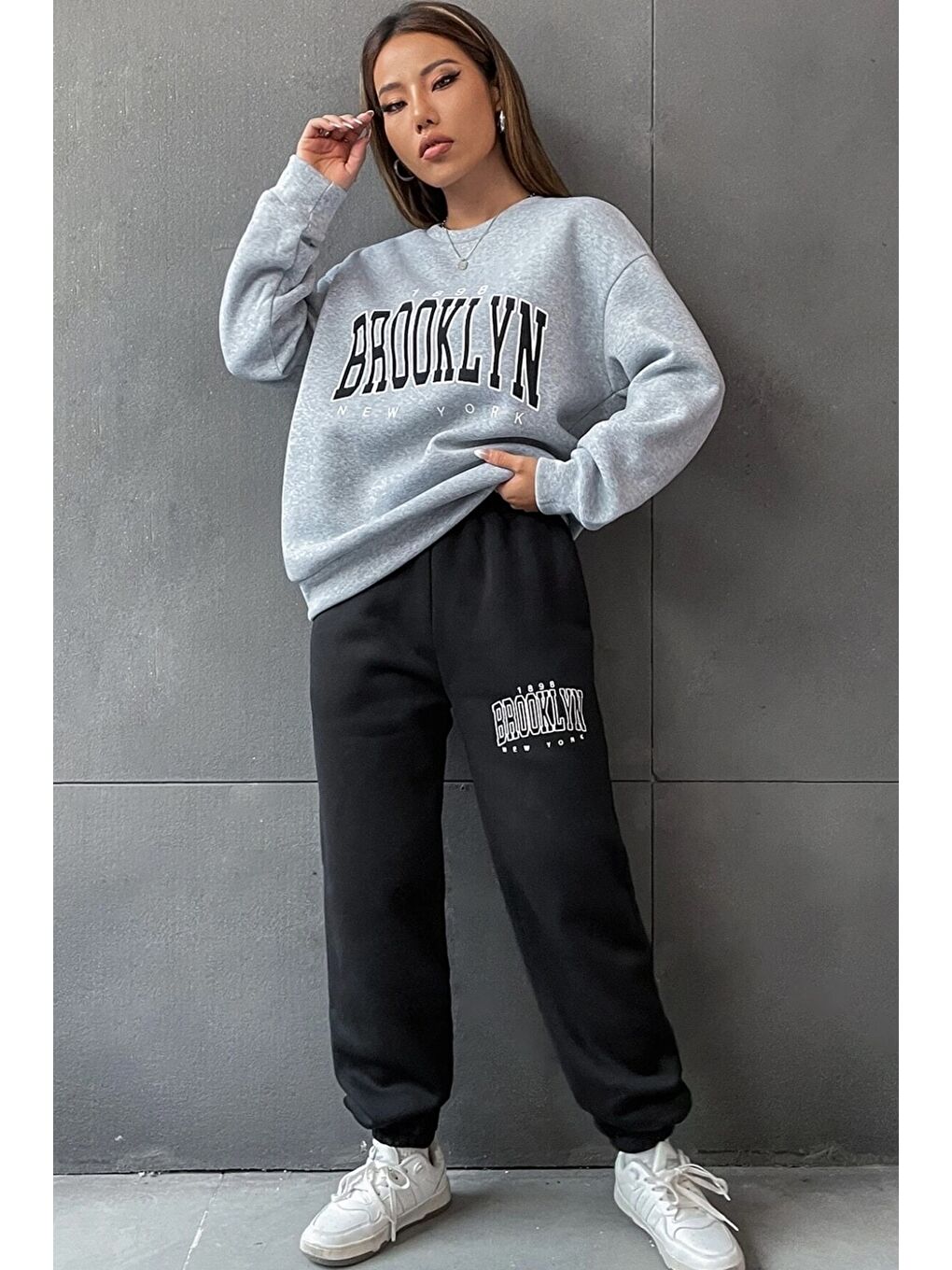 Unisex Gri Siyah Bisiklet Yaka Brooklyn Baskılı Alt-Üst Eşofman Takımı