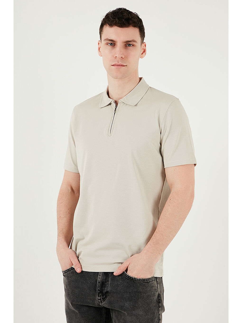 Bej Pamuklu Regular Fit Yarım Fermuarlı Erkek Polo Yaka Tişört 5902972-1