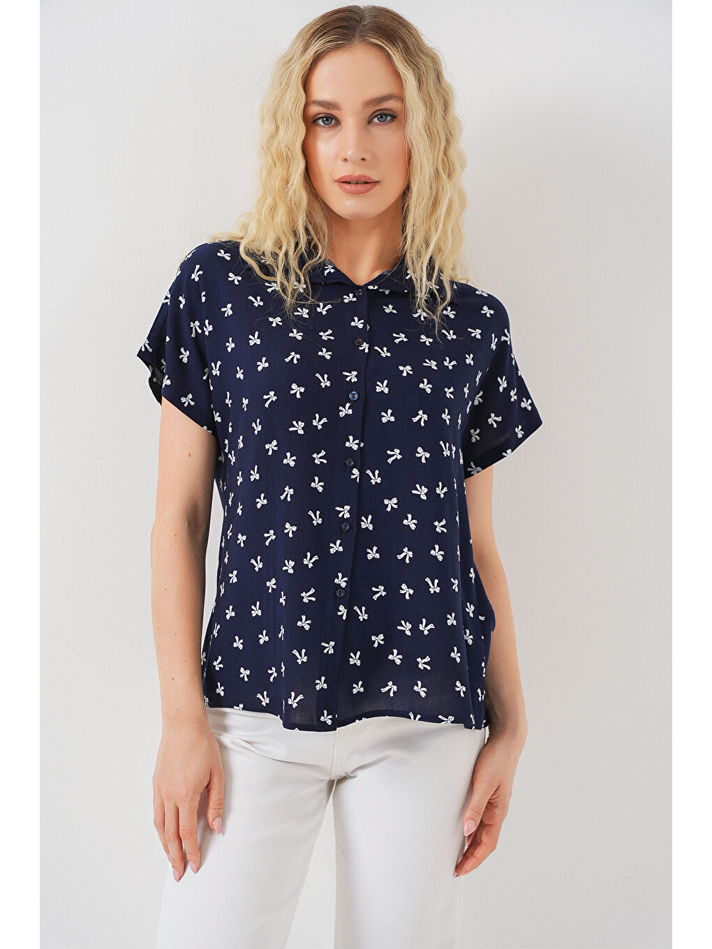 Kadın Kısa Kol Desenli Gömlek 20310 - Lacivert-3