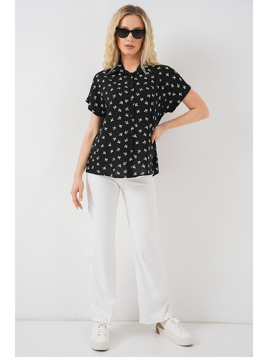 Kadın Kısa Kol Desenli Gömlek 20310 - Siyah-1