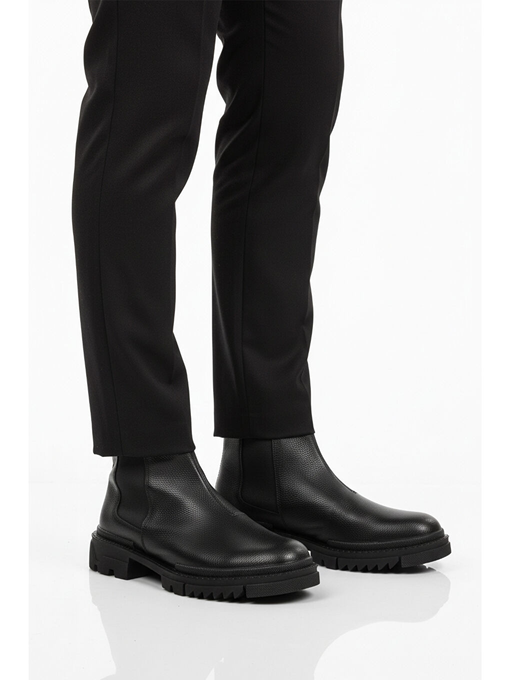 Siyah İçi Polarlı Kaymaz Soğuğa Dirençli Erkek Chelsea Bot 748 M