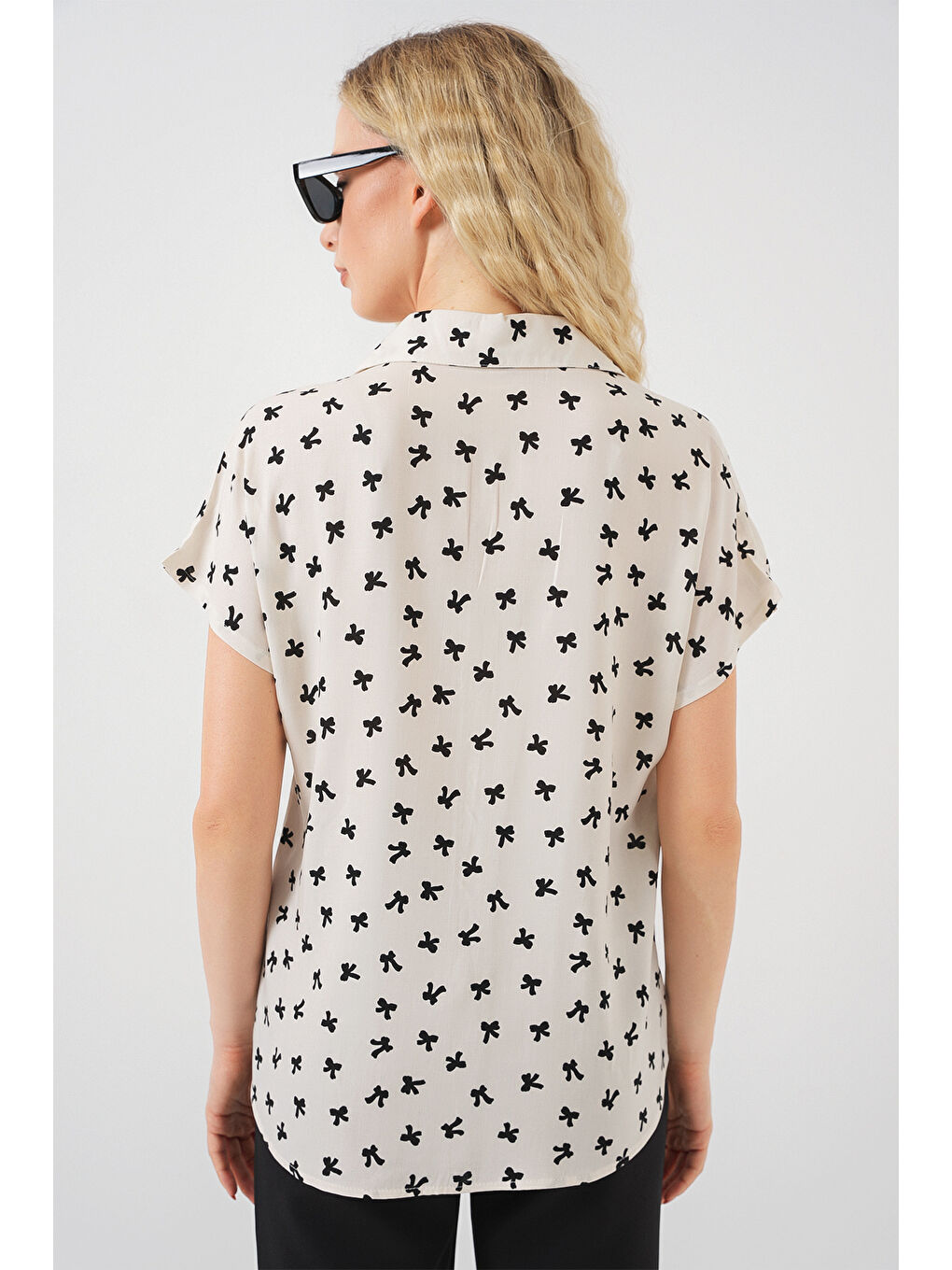 Ekru Kadın Kısa Kol Desenli Gömlek 20310 - Krem-5