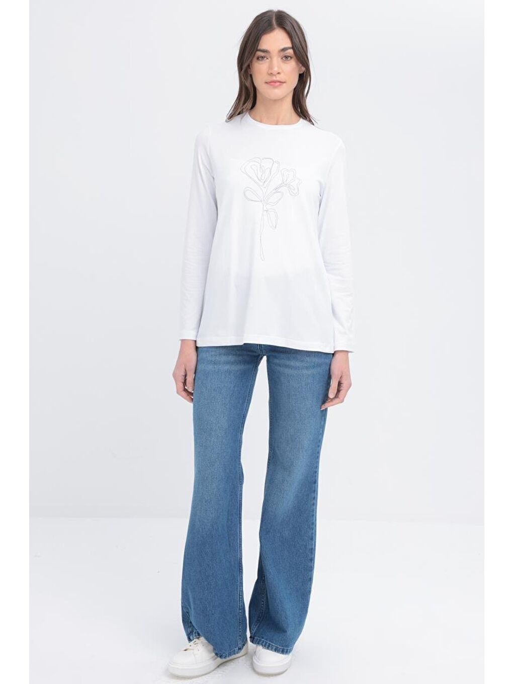 Beyaz Zincir Nakışlı Uzun Kollu Elastanlı T Shirt-1