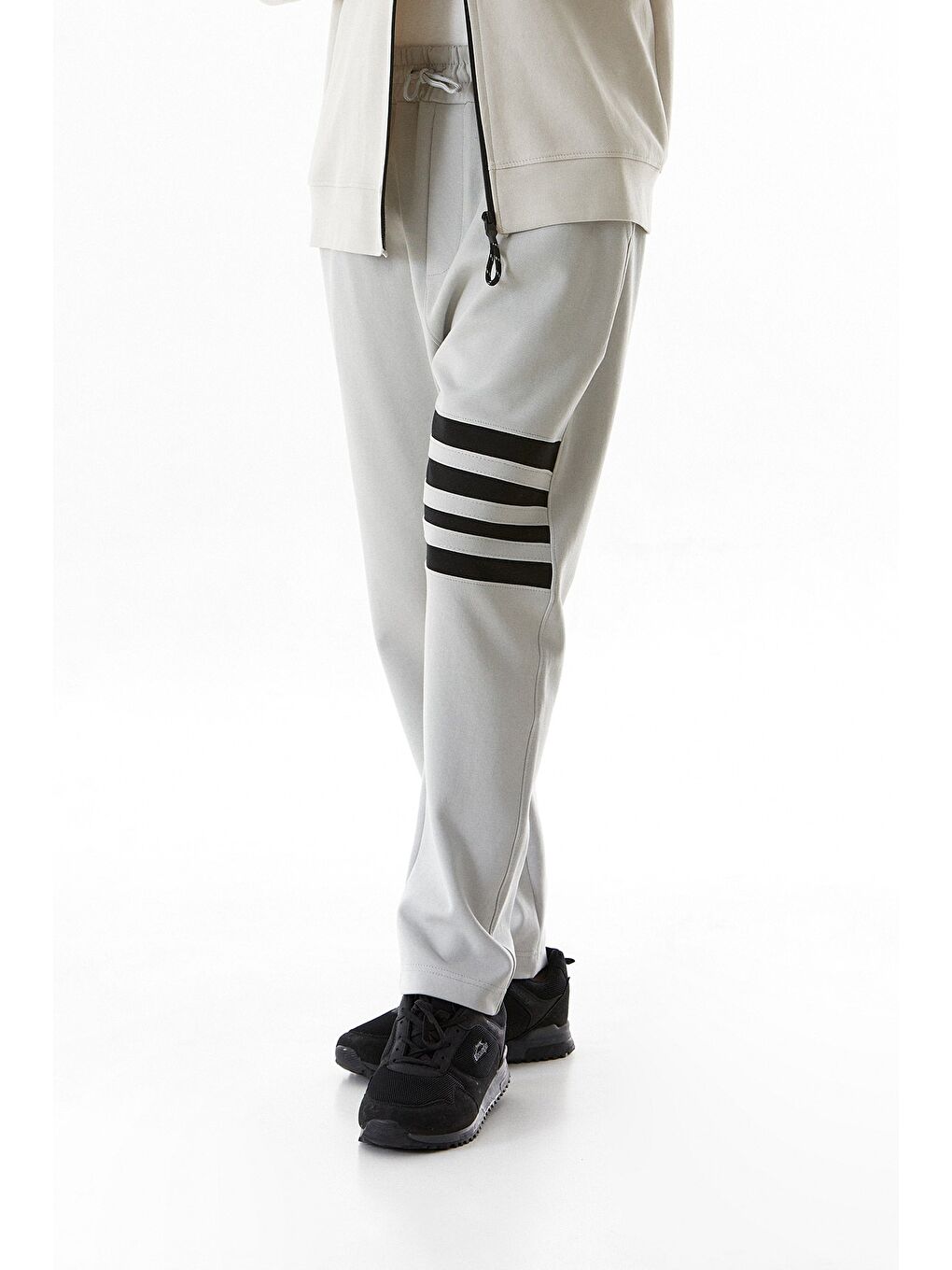 Gri Bacağı Şeritli Beli Lastikli %100 Pamuk Eşofman Altı-1