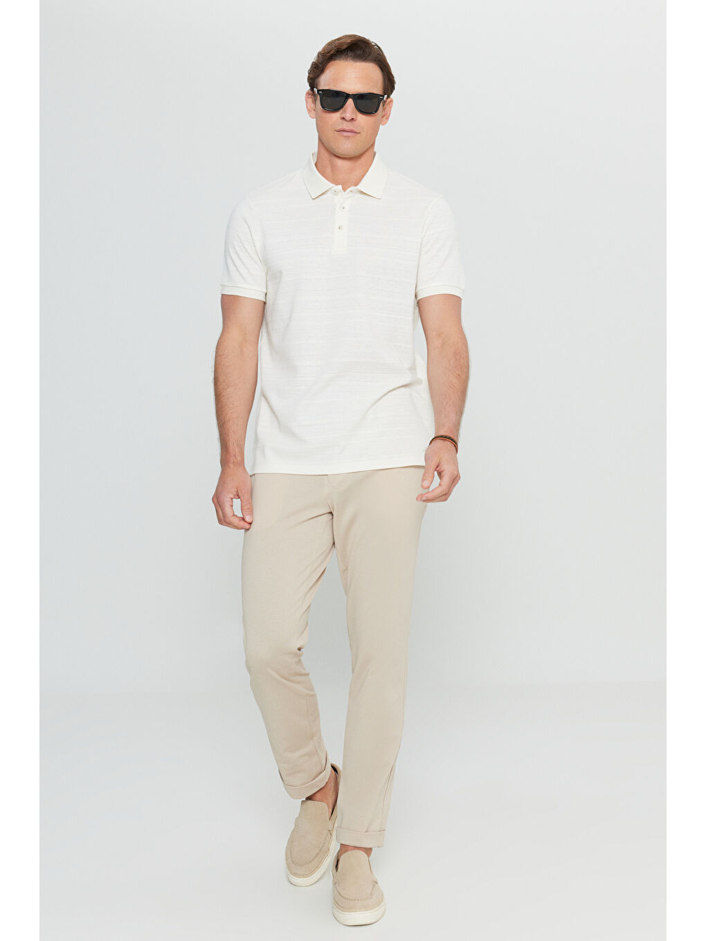 Erkek Bej Pamuklu Slim Fit Dar Kesim Polo Yaka Jakarlı Esnek Tişört-1