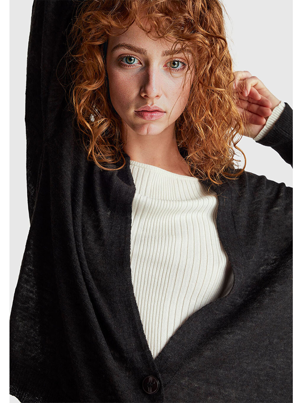 Kadın Siyah Alpaka ve Yün Karışımlı Ribana Detaylı Düğmeli Hırka-5