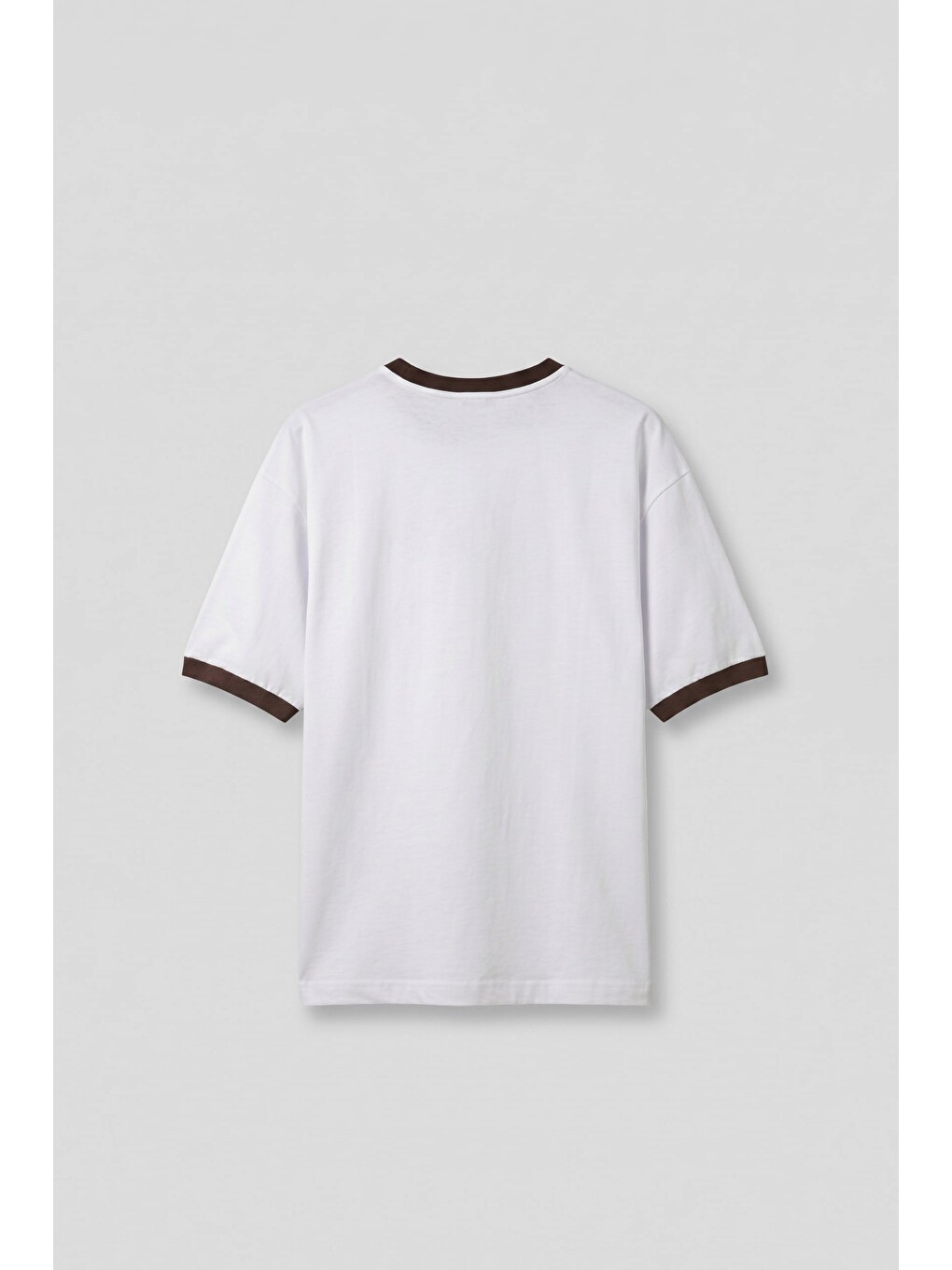 Erkek Boxy Fit Nakış Detaylı Kontrast Yaka T-Shirt Ekru-1