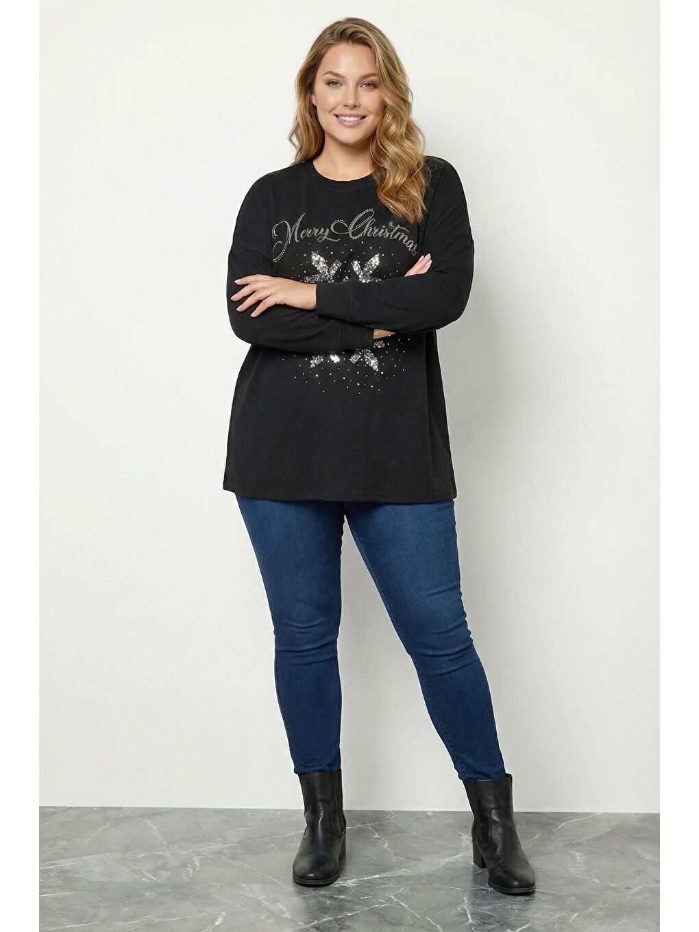 Büyük Beden Siyah Payetli Kar Tanesi Desenli Kazak 285080-4