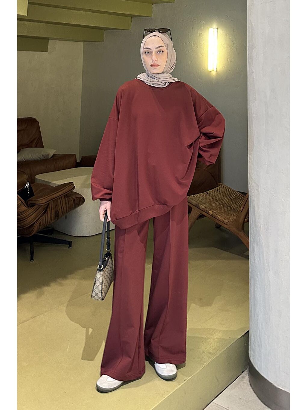 Kapüşonlu Pantolonlu İkili Tesettür Takım Bordo