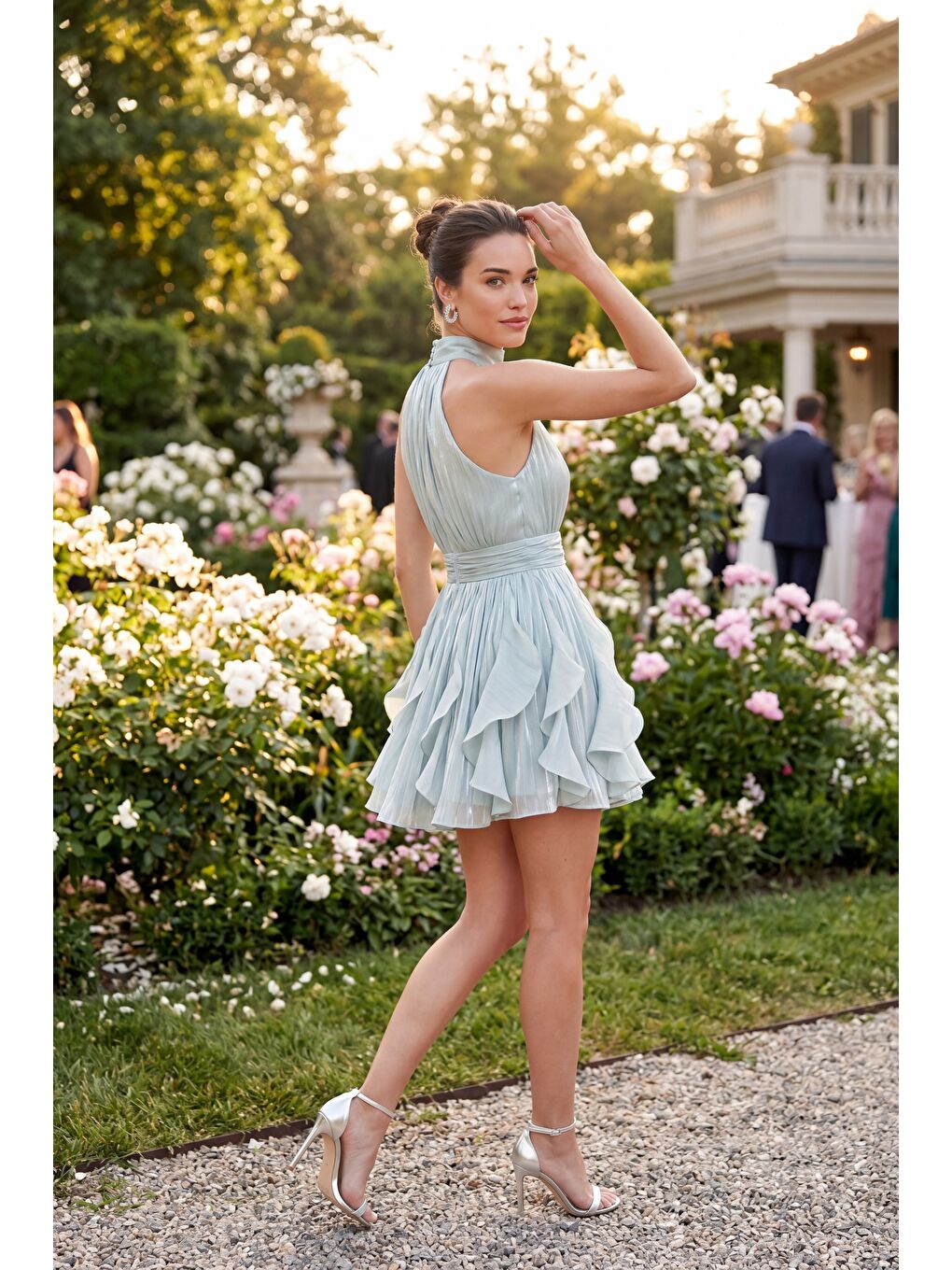 Kadın Mint Yeşili Halter Yaka Volanlı Mini Mezuniyet Elbise-3