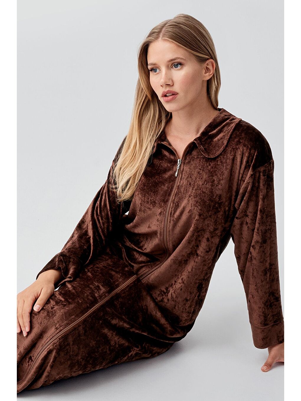 Kahverengi Uzun Kollu Fermuarlı Cepli Esnek Viskoz Kadife Elbise-5