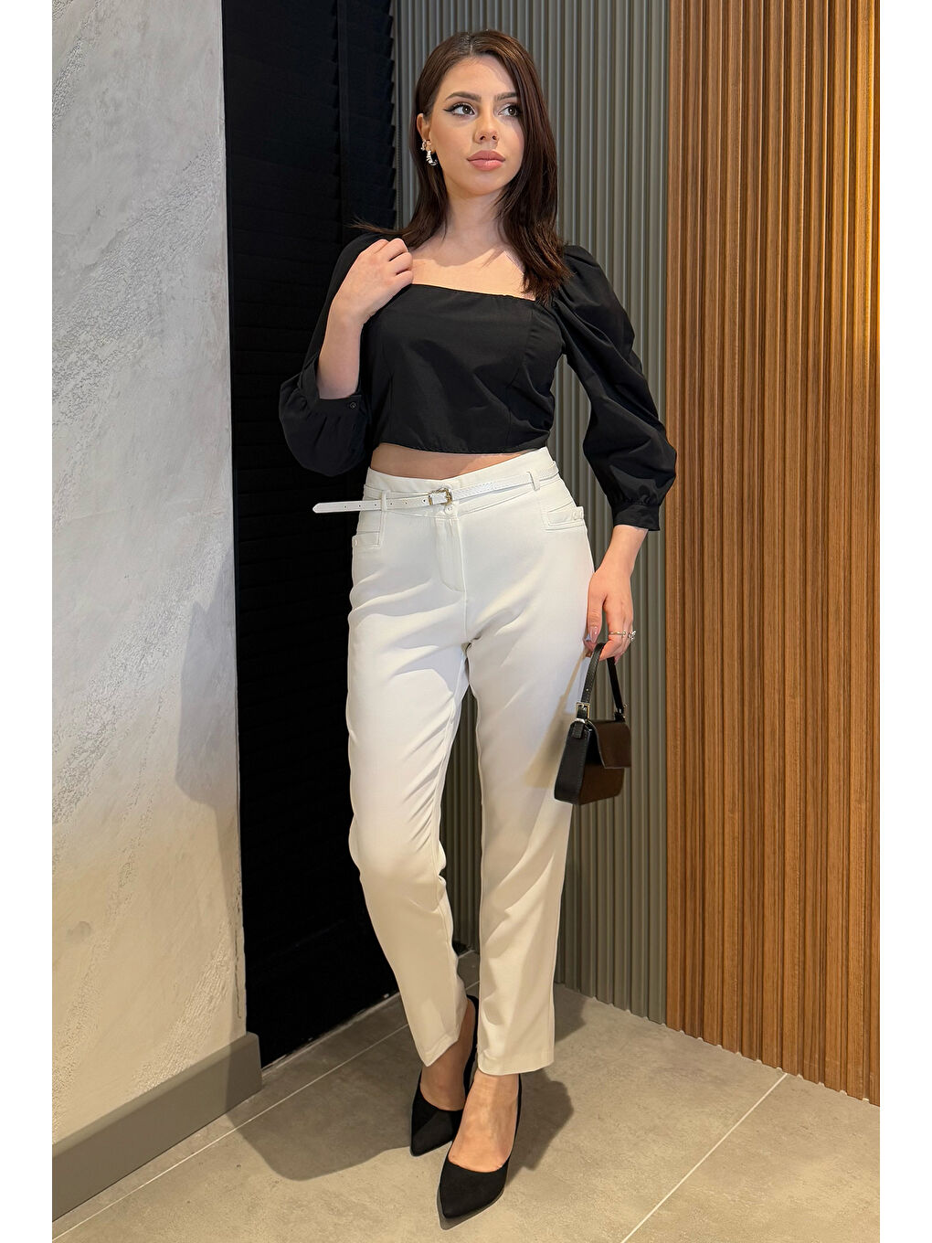 Ekru Büyük Beden Kadın Kemerli Kumaş Pantolon-1