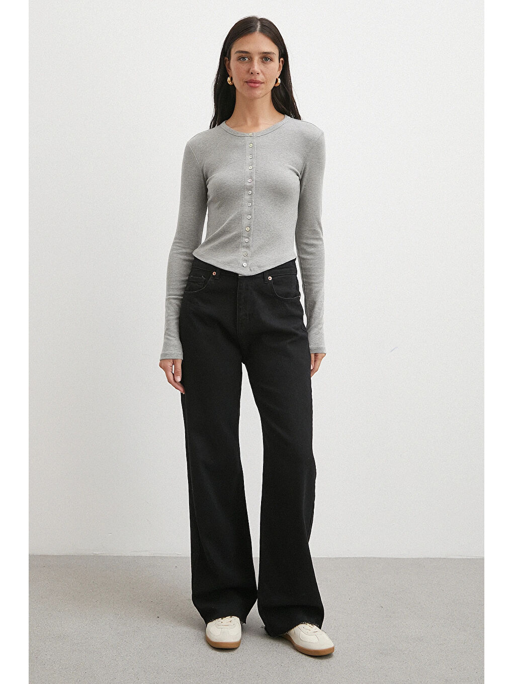 Düğmeli Uzun Kol Bluz Gri-1