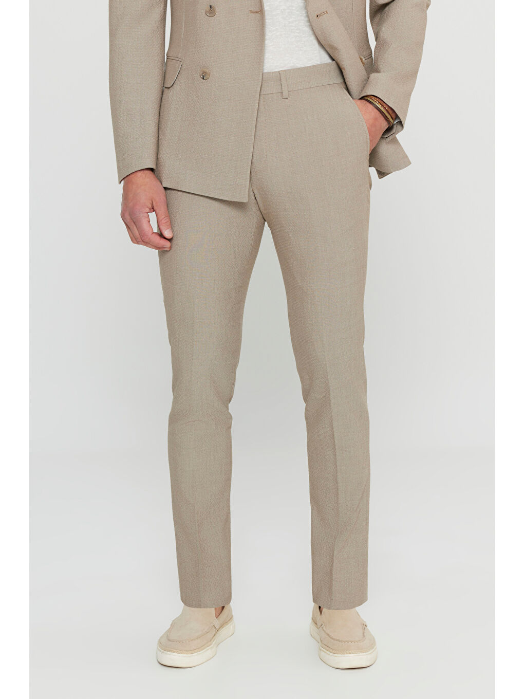 Erkek Bej Slim Fit Dar Kesim Kırlangıç Yaka Torba Cepli Esnek Kruvaze Takım Elbise-4