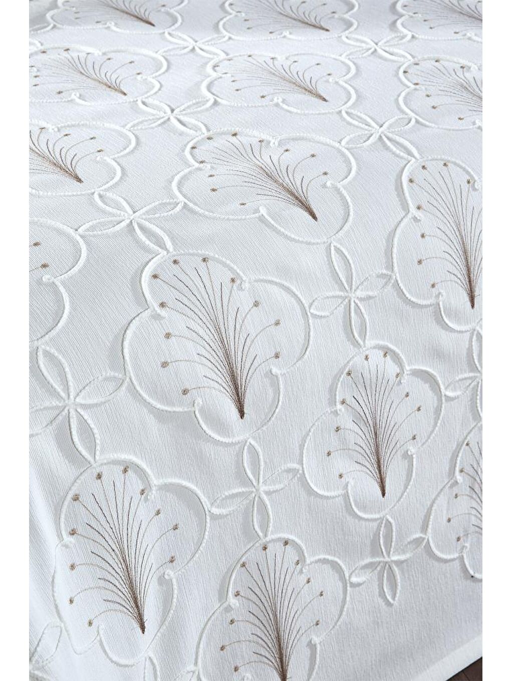 Karışık Sonay Nakışlı Şönil 3 Parça Çift Kişilik Yatak Örtüsü-2