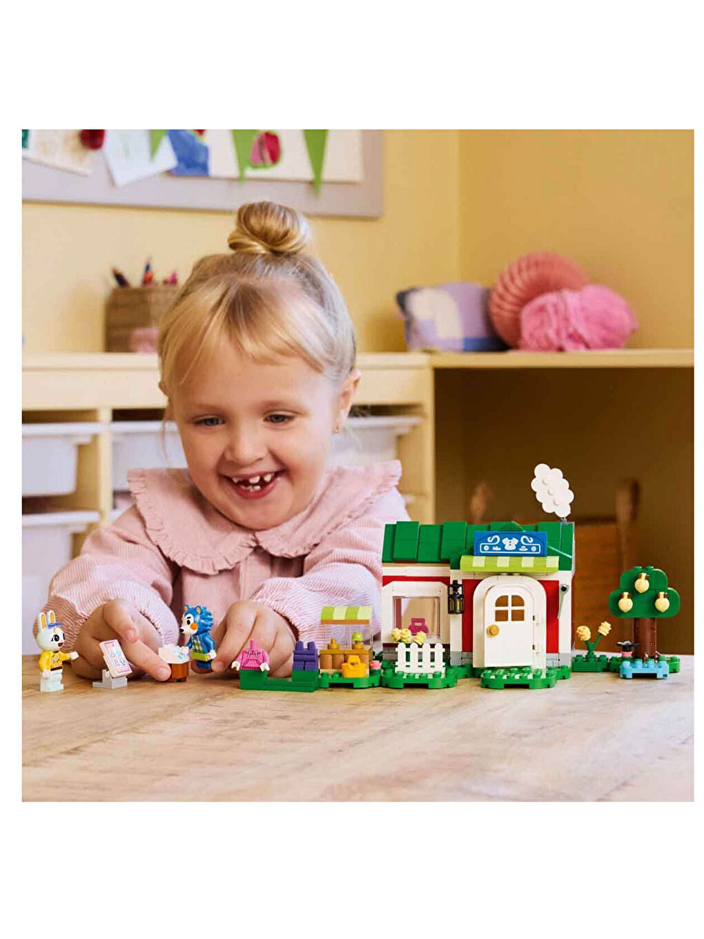 Animal Crossing Able Sisters Giyim Mağazası 77055-6