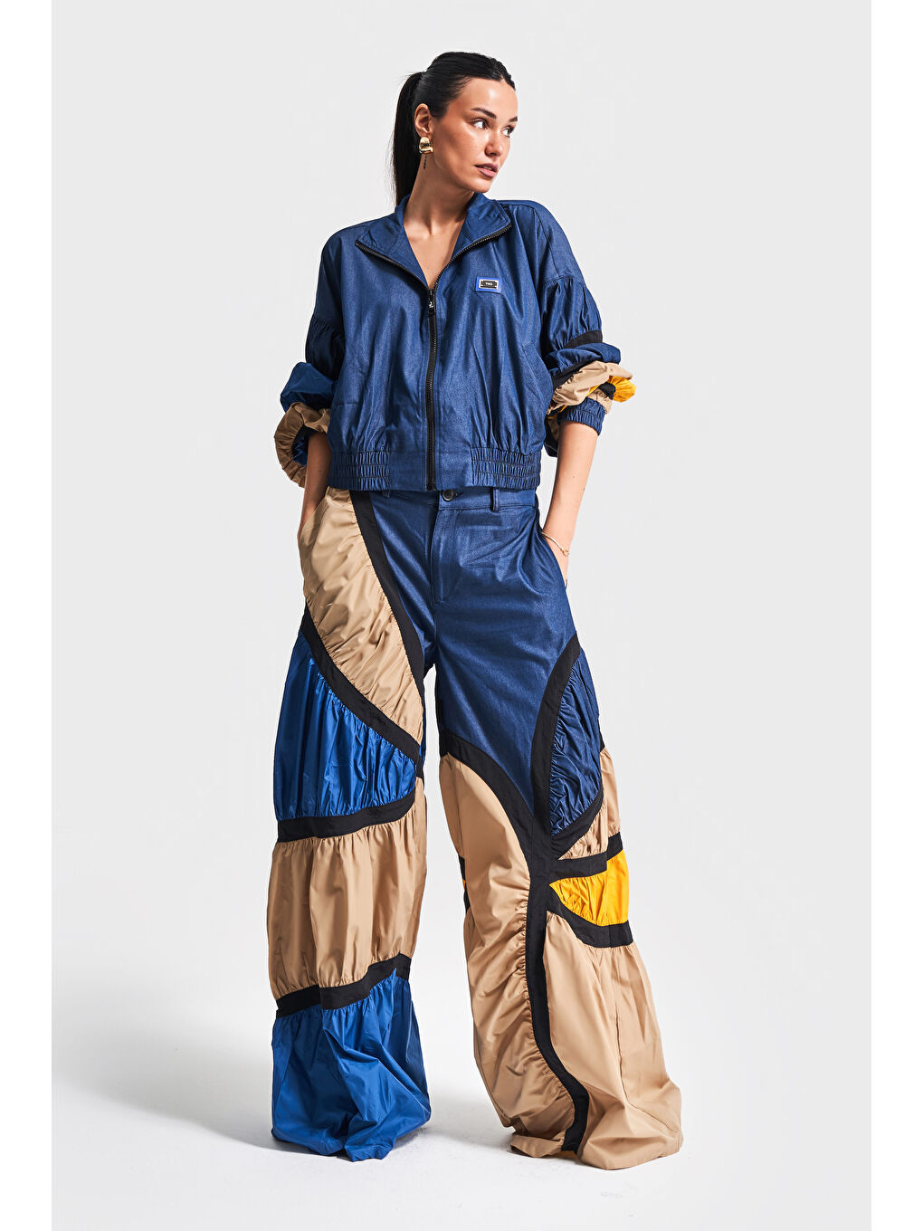 Kadın Koyu Mavi Renk Parçalı Kumaş Bol Kesim Tasarım Ceket-2